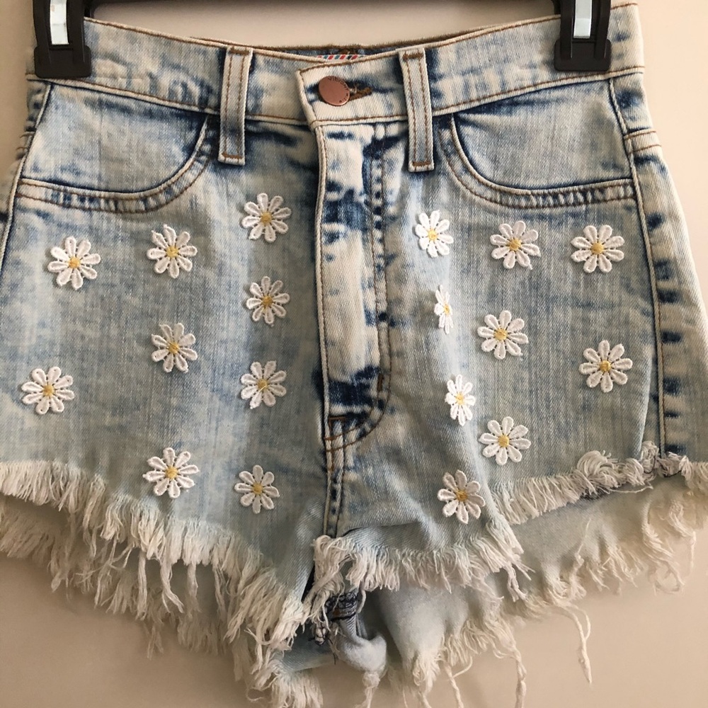 Brand new high waisted denim shorts